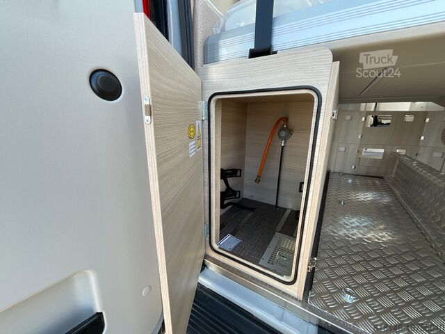 Furgoneta EURA MOBIL VAN 635 HB Solaranlage 120 W, Lithium Batterie