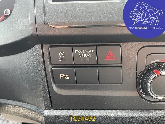 Пассажирский транспорт VW Transporter L1H1 5-PLACES