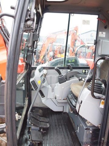 Mini-pelle KUBOTA KX080-4 Verstell + Powertilt