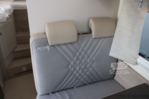 Ημιενσωματωμένο αυτοκινούμενο τροχόσπιτο Bürstner Lineo T 620 G