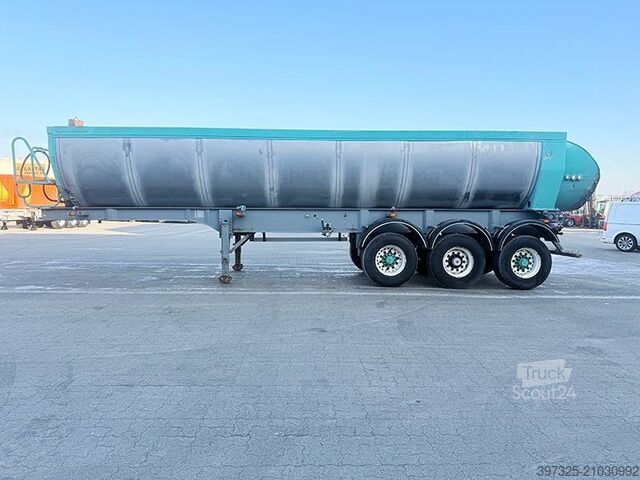 Benne Kel-Berg Asphalt tipper trailer / Asphalt-Kippanhänger /