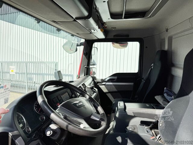Camion caisson MAN TGM 26.340 6x2-4 LL TGM 26.340 6x2-4 LL, Getränkekoffer, Lenk-/Liftachse, LBW MBB, 2x AHK