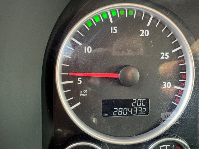 Camion caisson MAN TGM 26.340 6x2-4 LL TGM 26.340 6x2-4 LL, Getränkekoffer, Lenk-/Liftachse, LBW MBB, 2x AHK