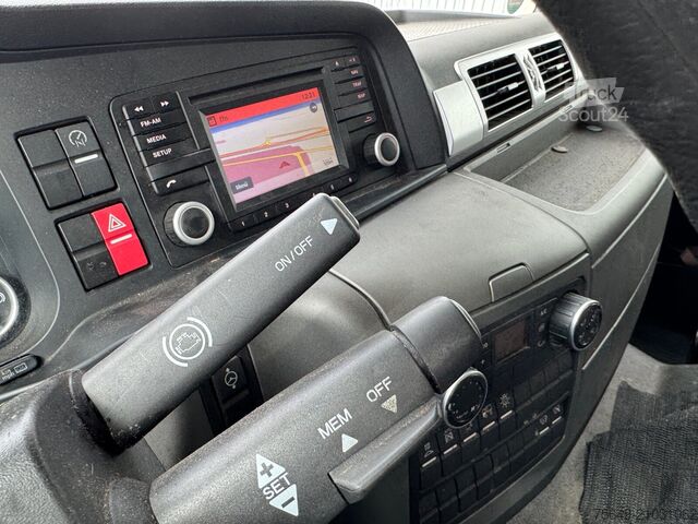 Camion caisson MAN TGM 15.250 4x2 LL TGM 15.250 4x2 LL, Getränkekoffer, Navi