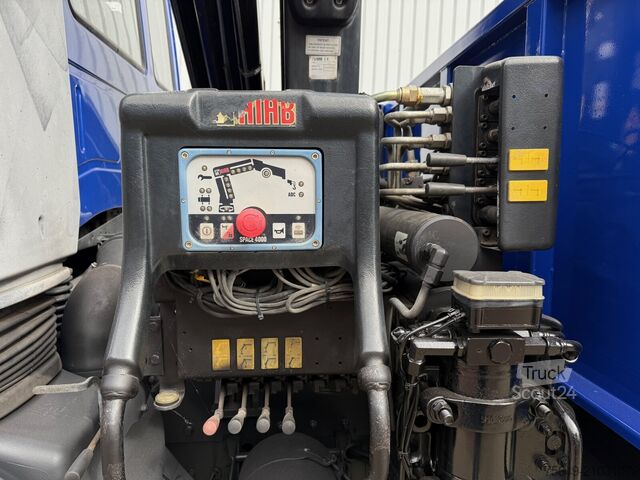 Grue à tour Iveco EuroCargo ML120E28K 4x2 EuroCargo ML120E28K 4x2 mit Kran Hiab XS088 ES-3 Duo, Funk