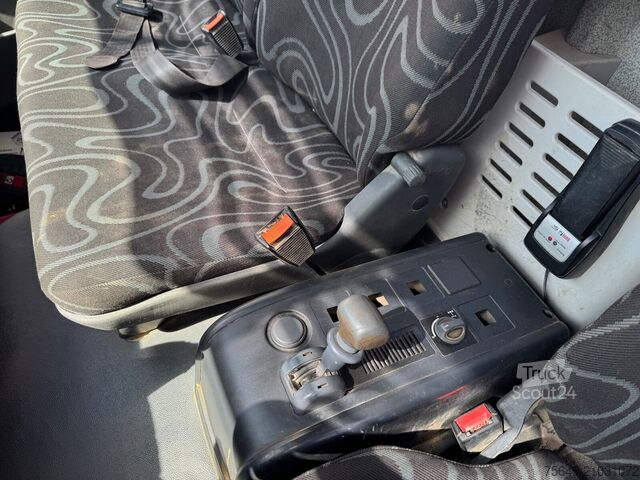 Grue à tour Iveco EuroCargo ML120E28K 4x2 EuroCargo ML120E28K 4x2 mit Kran Hiab XS088 ES-3 Duo, Funk