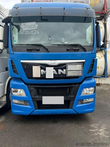 Hazardous materials truck MAN TGX 18.440 Voll ADR mit Kompressor TGX 18.440