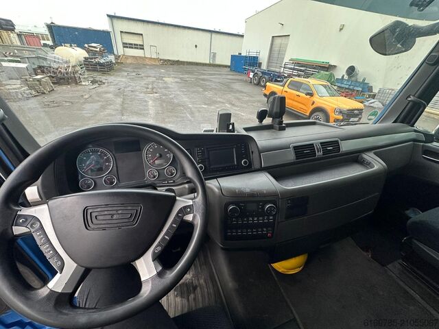 Hazardous materials truck MAN TGX 18.440 Voll ADR mit Kompressor TGX 18.440