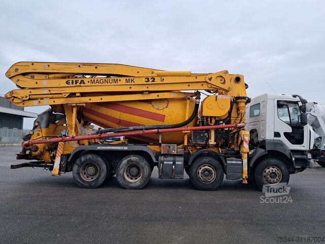 Concrete pump Cifa mk32