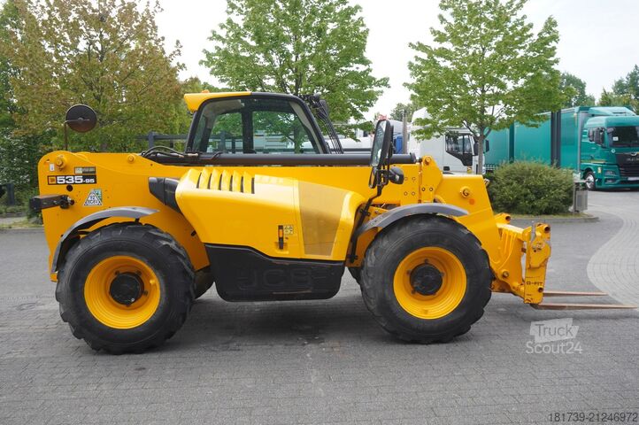 Telelader JCB 535-95 / 3.5 T / range 9.5 m / joystick