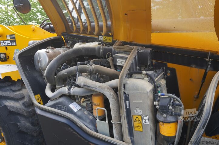 Telelader JCB 535-95 / 3.5 T / range 9.5 m / joystick