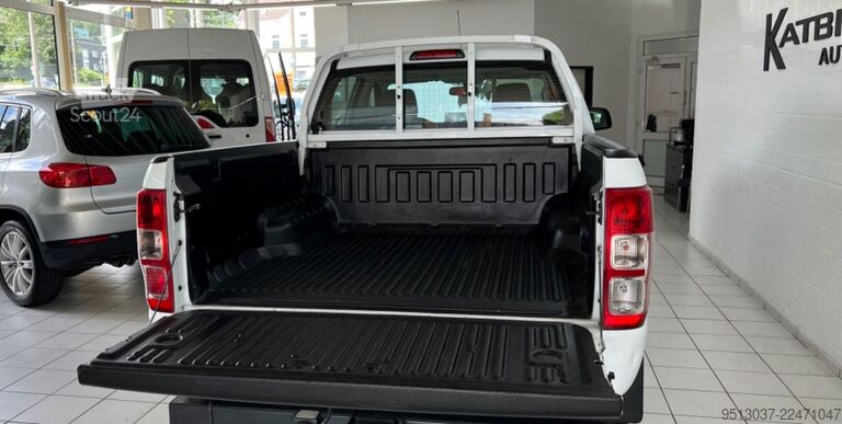 Pritschenwagen FORD Ranger XL 2,2 TDCi 4x4 AHK 3.5t HU neu