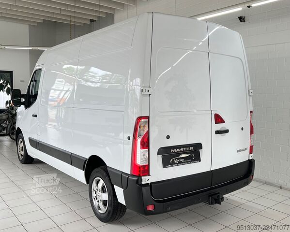 Højt tag varevogn RENAULT Master III L2H2 150 PS Komfort Kamera PDC HU neu