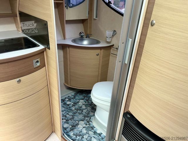 Karavan ADRIA Action 361 LH Isabella-Vorzelt Dusche Rollrost