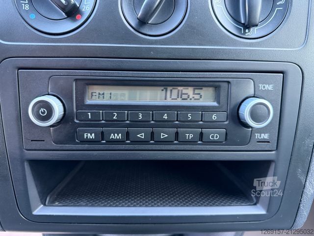 Fourgon tôlé VOLKSWAGEN Caddy 1,9TDI Kasten Sortimo Werkstattregal Klima