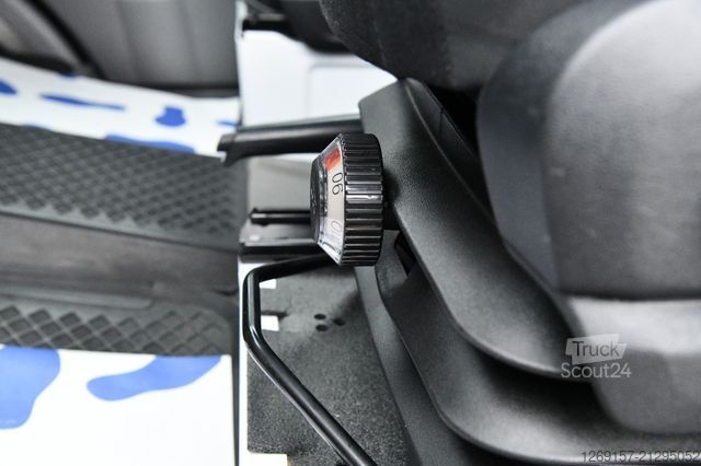 Kleinbus MERCEDES-BENZ Sprinter 316CDI Bus 9-Sitze L2H2 RWD Schwingsitz