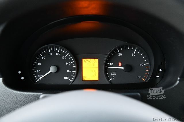 Kleinbus MERCEDES-BENZ Sprinter 316CDI Bus 9-Sitze L2H2 RWD Schwingsitz