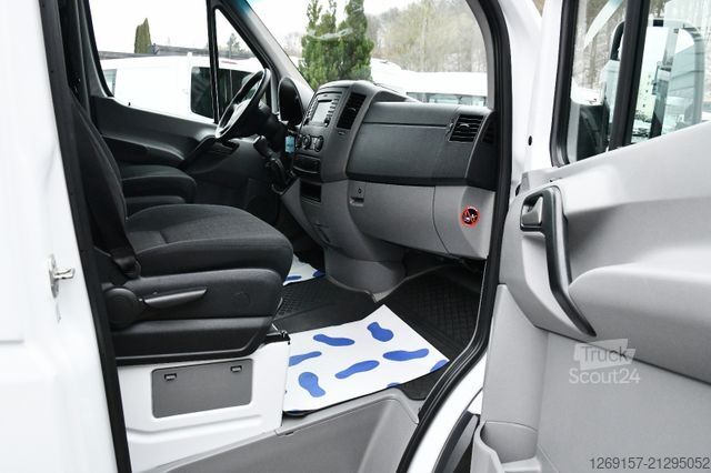 Kleinbus MERCEDES-BENZ Sprinter 316CDI Bus 9-Sitze L2H2 RWD Schwingsitz