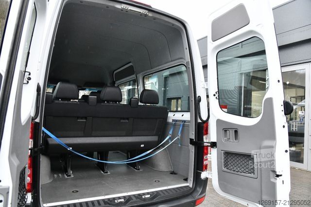 Kleinbus MERCEDES-BENZ Sprinter 316CDI Bus 9-Sitze L2H2 RWD Schwingsitz