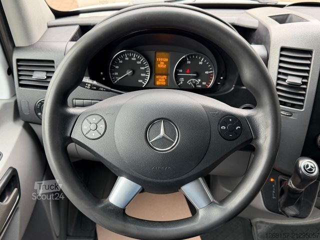 Fourgon tôlé MERCEDES-BENZ Sprinter 319 CDI V6 Kasten L1H1 RWD Standheizung
