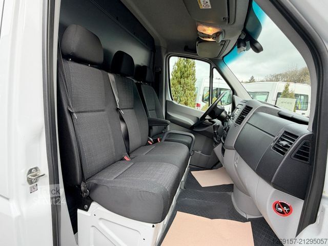 Fourgon tôlé MERCEDES-BENZ Sprinter 319 CDI V6 Kasten L1H1 RWD Standheizung