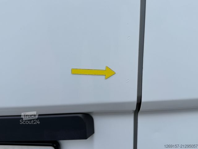 Fourgon tôlé MERCEDES-BENZ Sprinter 319 CDI V6 Kasten L1H1 RWD Standheizung