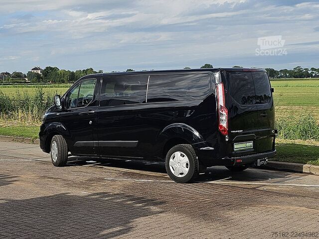 Korkeakattoinen farmari FORD TRANSIT CUSTOM 2.0 L2 Dubbele Cabine!