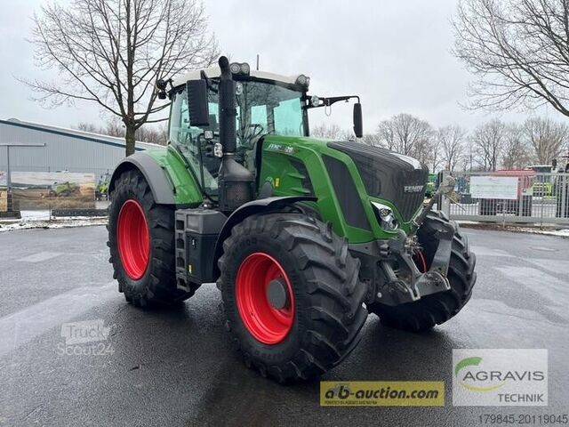 Traktör Fendt 828 VARIO S4 Profi Plus