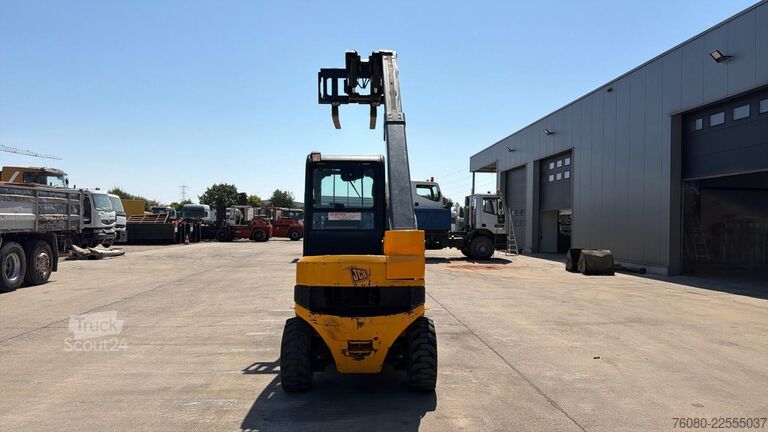 Gabelstapler JCB 35D ( 853.6 HOURS !!! / TELETRUK / 4X4 / TOP CO...