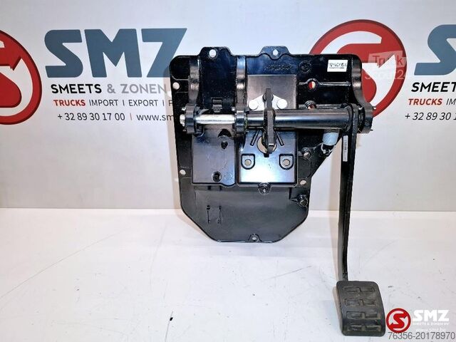 Частина кабіни Renault Occ rempedaal Renault