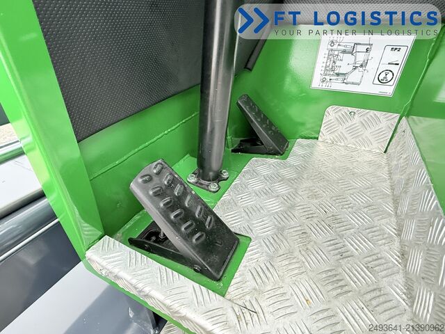 Stivuitor cu patru direcții Combilift C3000 DIESEL WIDE FORK POSITIONER DUPLEX