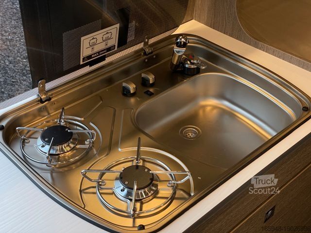 Karavan PÖSSL Roadcamp R | Sparsam, kompakt, reisefertig