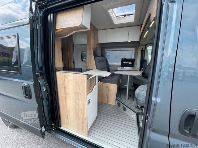 Campervan CLEVER Runner Modelljahr 2024 | Sitzheizung | Isofix