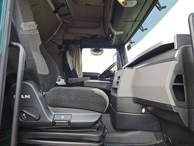 Estándar-SZM MAN 18.500 TGX XLX RETARDER 2X TANK