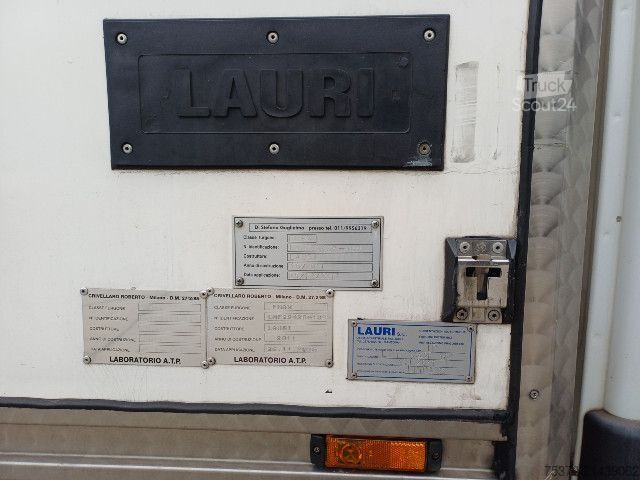 Pielāgota furgonete IVECO DAILY 35C13