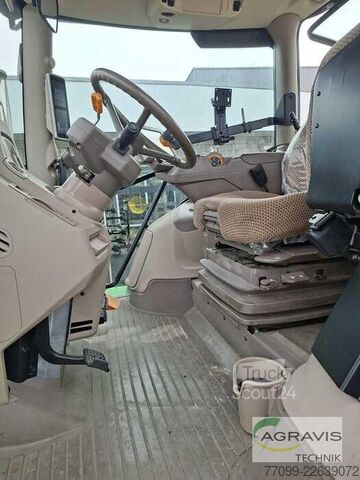 Трактор John Deere 6R 250