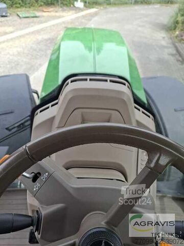Трактор John Deere 6R 250