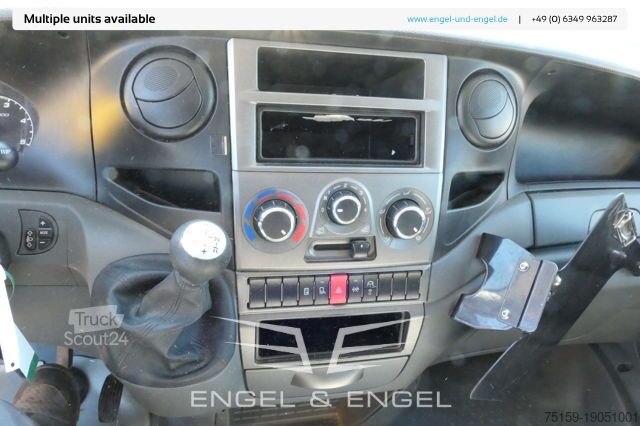 Dostavno vozilo s kesonom iveco Daily 35 S11 C30C AUTOMATIK KAMERA Regale LUFT DURCHGANG EURO-5 CoC