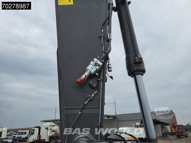 Pelle sur chenilles Volvo EC300 E L