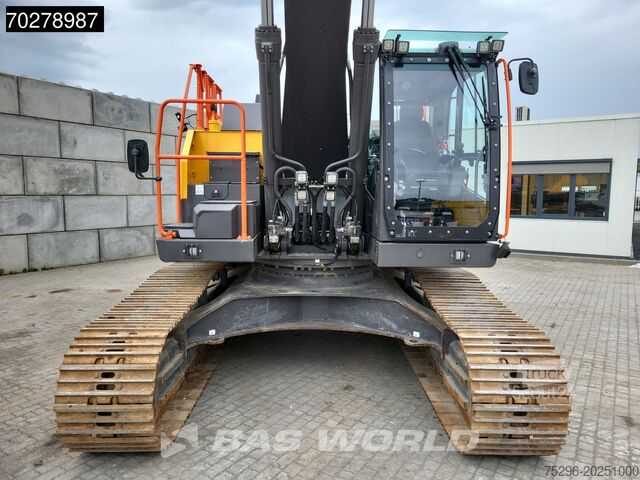 Pelle sur chenilles Volvo EC300 E L
