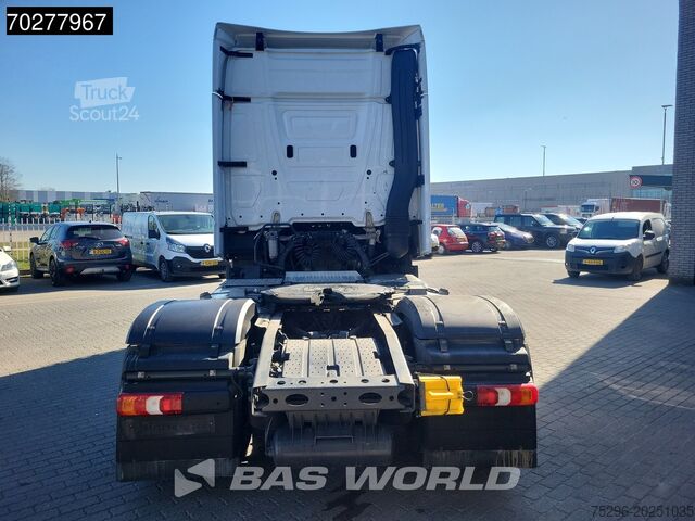 Standard-SZM Mercedes Actros 1851 Actros 4X2 BigSpace 2xTanks Euro 6