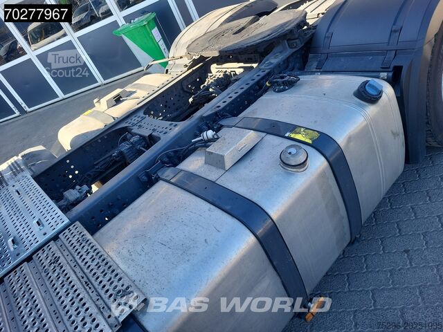 Standard-SZM Mercedes Actros 1851 Actros 4X2 BigSpace 2xTanks Euro 6