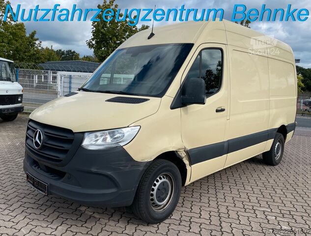 Chladírenská dodávka MERCEDES-BENZ Sprinter 317 CDI KA L2/ Frischdienst/ MBUX/ AC