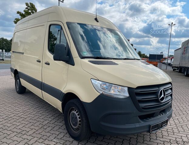 Chladírenská dodávka MERCEDES-BENZ Sprinter 317 CDI KA L2/ Frischdienst/ MBUX/ AC