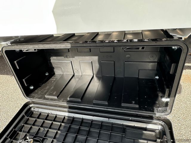 Furgón portacoches MAXUS Deliver 9 L3 Autotransporter 147Ps