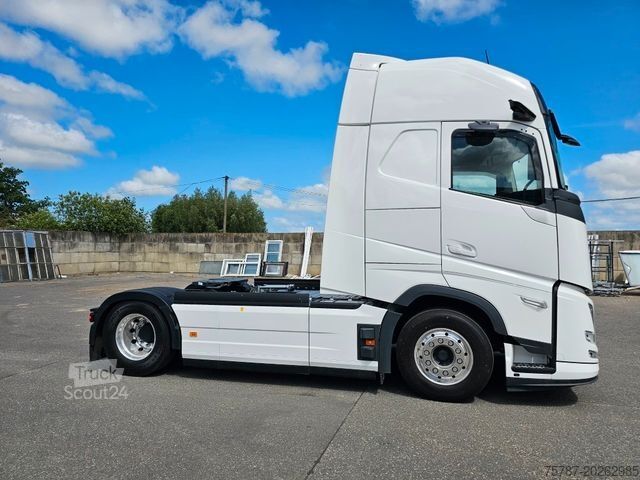 Standard SZM VOLVO Volvo 460 neues Modell, full Option, 2 Kreis Hyd