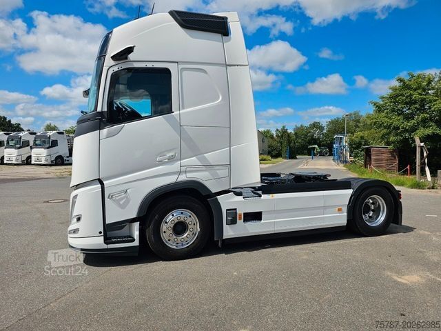 Standard SZM VOLVO Volvo 460 neues Modell, full Option, 2 Kreis Hyd