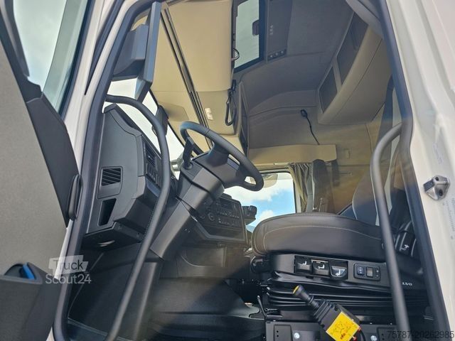 Standard SZM VOLVO Volvo 460 neues Modell, full Option, 2 Kreis Hyd
