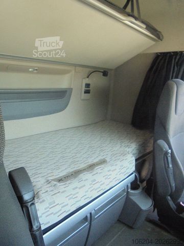 Standard SZM DAF XF460 SC Klima Navi PCC Intarder Achslast Alcoa