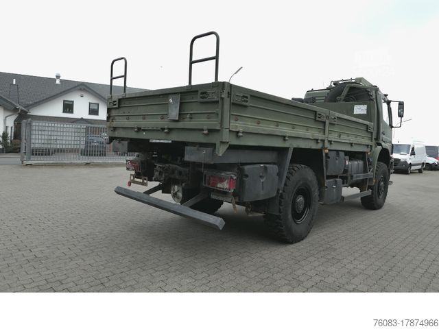 Vrachtauto met open laadbak MERCEDES-BENZ Axor 1829 A 4x4 Allrad Pritsche Plane Klima